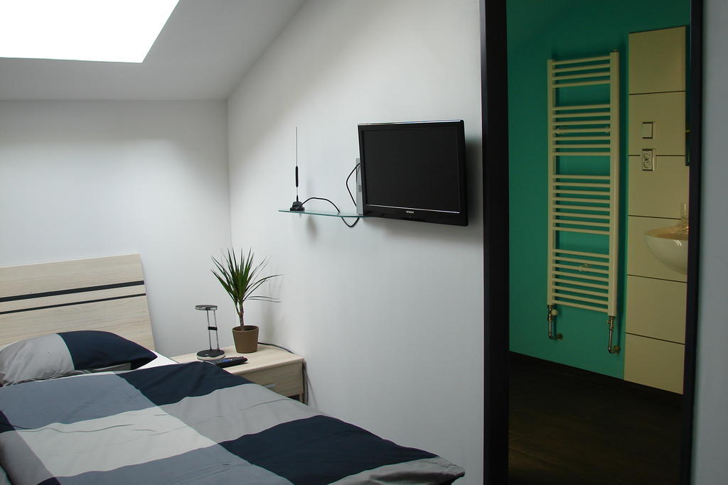 Hotel Ubytovani V Brne Brünn Zimmer foto
