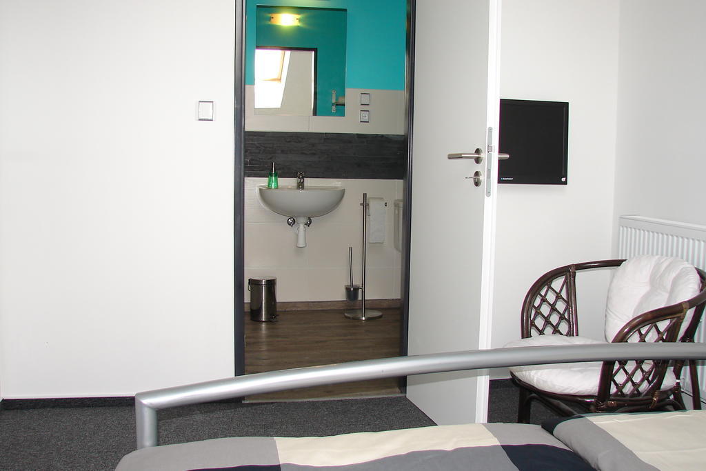 Hotel Ubytovani V Brne Brünn Zimmer foto